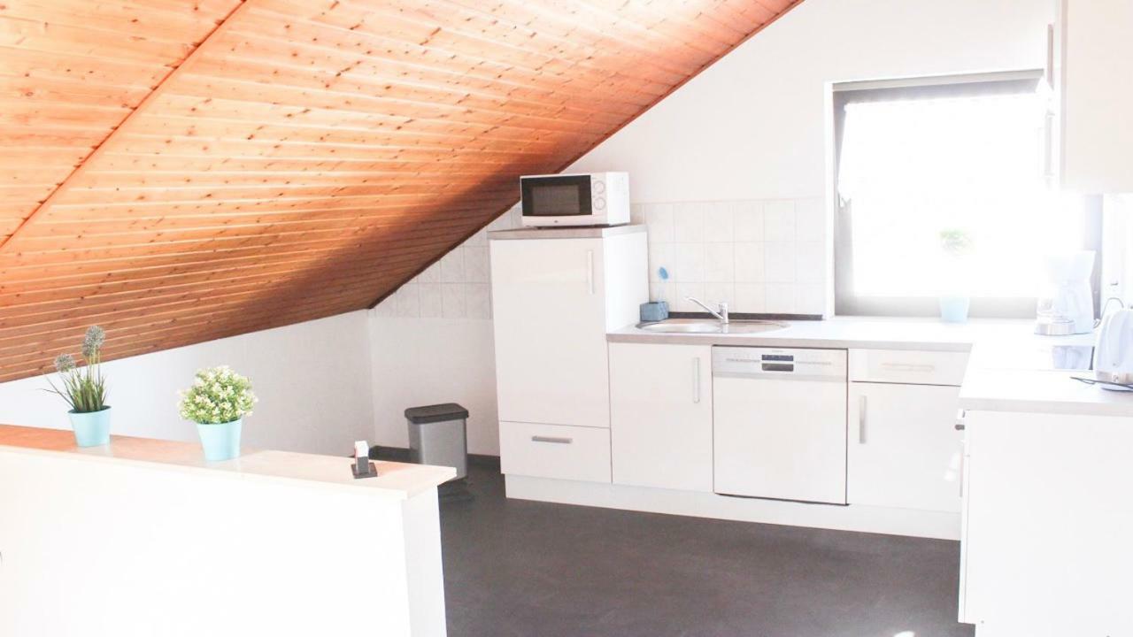 Ferienwohnung-Fuchs บาด ชึนบอร์น ภายนอก รูปภาพ